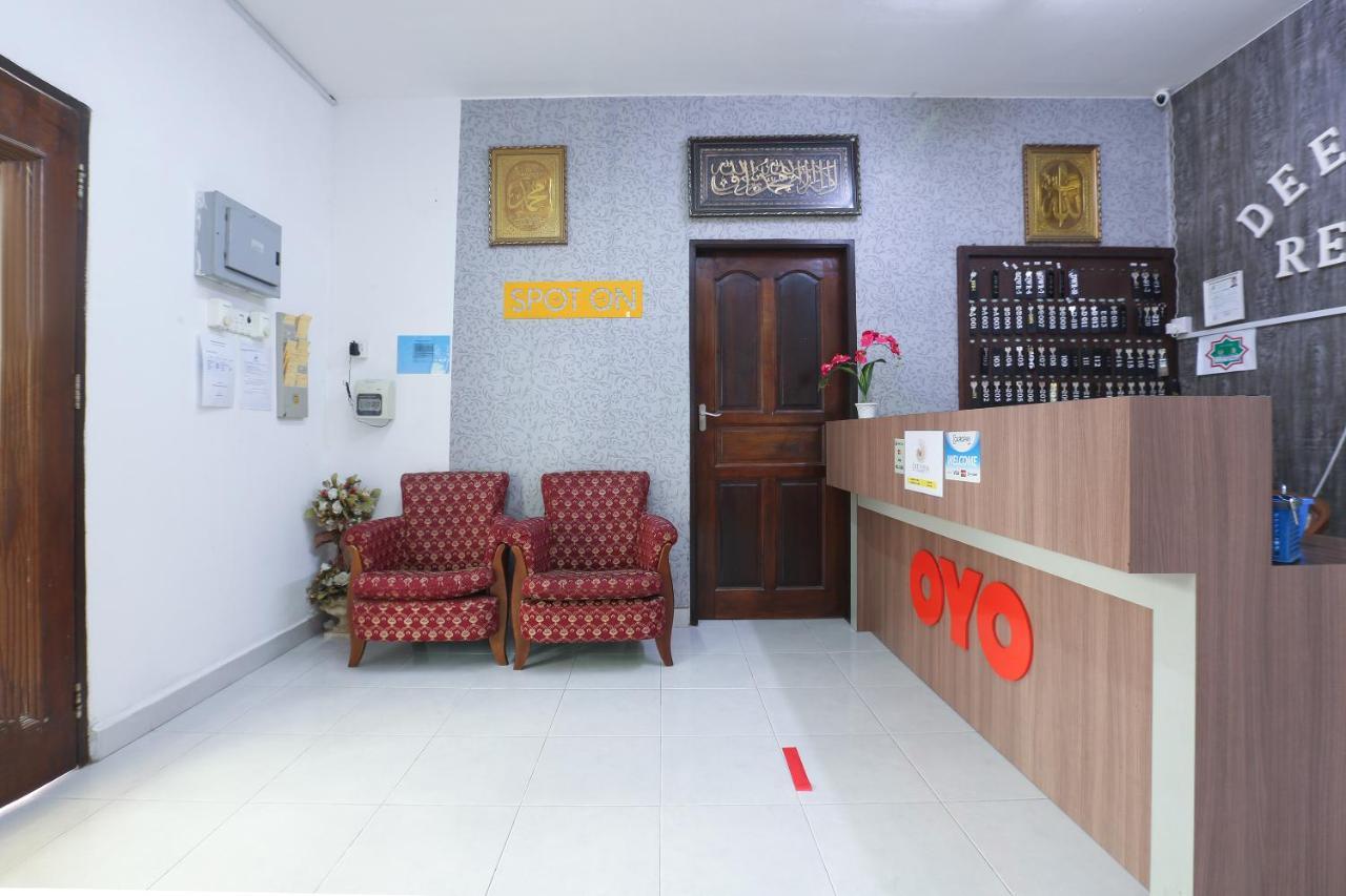 Oyo 8966 Dee Wana Resort 1 Pasir Puteh Exteriör bild